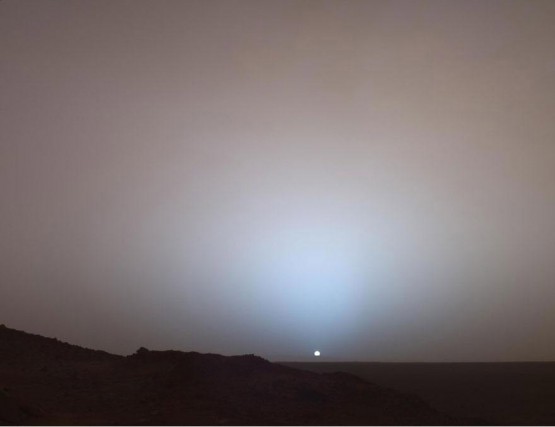 Güneşin doğuşu Mars'ta bir başka güzel...