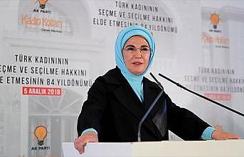 Emine Erdoğan: Kadınlarımızın yerel yönetimlerde söz sahibi olmasını destekliyoruz