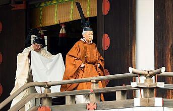 Akihito ile 30 yıl, doğal afetler, 17 başbakan ve yaşlanan Japonya