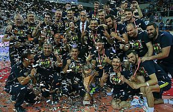 Voleybol Efeler Ligi'nde Fenerbahçe şampiyon oldu