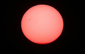 TÜBİTAK Ulusal Gözlemevi, Merkür'ün Güneş'in önünden geçişini canlı yayınladı