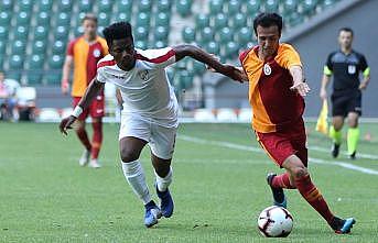 Galatasaray'da Atalay Babacan'ın sözleşmesi uzatıldı