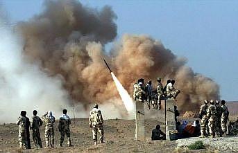 İran Devrim Muhafızları Ordusu ABD'nin Irak'taki üssünü füzelerle vurdu