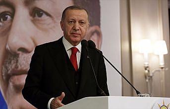 Cumhurbaşkanı Erdoğan: Ülkemize saldıran terör örgütlerinin yanında yer alanların maskeleri birer birer düşüyor