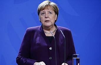 Merkel, Thüringen eyaletindeki başbakan seçimini eleştirdi