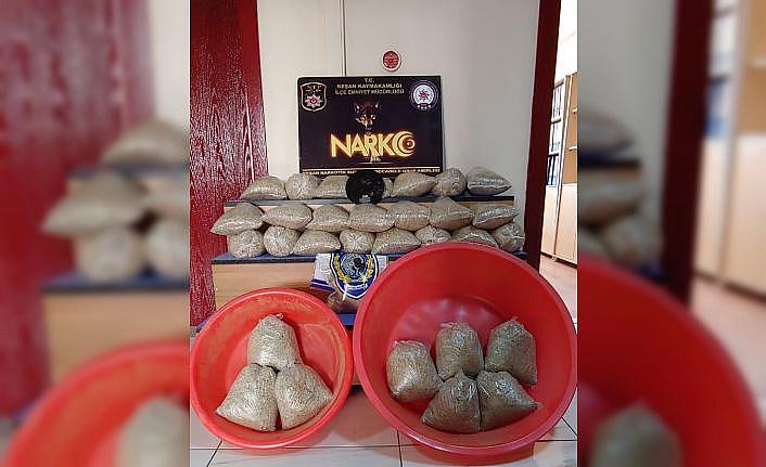 Edirne'de bir evde 15 kilo 281 gram uyuşturucu ele geçirildi