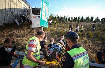İstanbul'da Kuzey Marmara Otoyolu’da otobüs kazası meydana geldi. Kazada ölü ve yaralılar olduğu bildirildi.