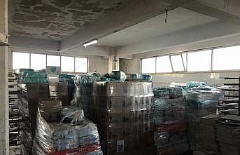 Kocaeli'de yaklaşık 2 milyon liralık temizlik malzemesi çaldıkları iddiasıyla 2 şüpheli yakalandı