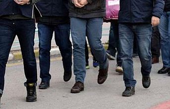 16 ilde düzenlenen FETÖ operasyonunda gözaltına alınan 22 kişiden 2'si tutuklandı