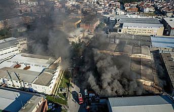 Bursa'da Organize Sanayi Bölgesi'nde bir depoda yangın çıktı