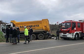 Tekirdağ'da otomobille kamyon çarpıştı: 1 ölü