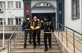 Bursa'da otomobilde tüfekle iki kişiyi vuran zanlı adliyeye sevk edildi