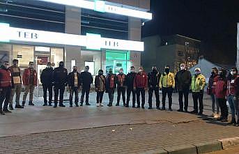 Bursa'da Türk Kızılay'dan kısıtlamada görevli polislere sıcak çorba desteği