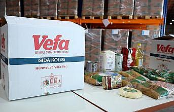 Vali Yerlikaya gıda kolisi dağıtımı kapsamında aileleri ziyaret etti