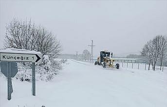 Bilecik'te yoğun kar nedeniyle 32 köy yolu ulaşıma kapandı