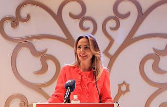 CHP Kadın Kolları Genel Başkanı Nazlıaka, Kocaeli'de kadınlarla buluştu: