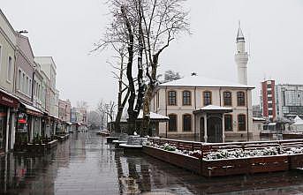 Doğu Marmara ve Batı Karadeniz'de kar etkili oluyor