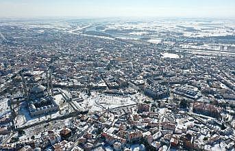 Edirne'de etkisini yitiren kar yağışı güzel manzaralar oluşturdu