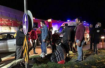 Sakarya'da ambulansın da karıştığı zincirleme trafik kazası: 8 yaralı