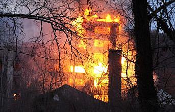 Bilecik'te eski un fabrikasında çıkan yangın 3 saatte söndürüldü
