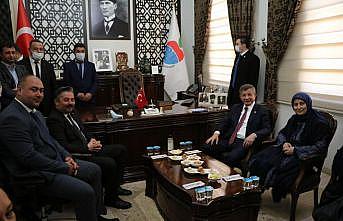 Gelecek Partisi Genel Başkanı Ahmet Davutoğlu, Çanakkale'de temaslarda bulundu