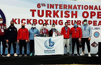 Bağcılar Belediyesi sporcuları, Türkiye Açık Kick Boks Avrupa Kupası'nda 6 madalya kazandı