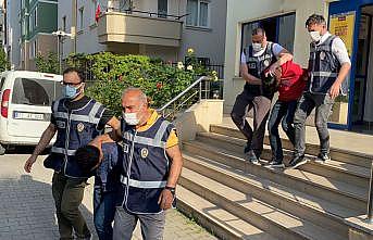 Balıkesir'de engelli kadını gasbeden zanlılar tutuklandı