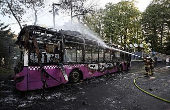 Sarıyer'de park halindeki otobüste çıkan yangın söndürüldü