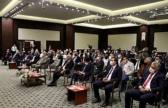 CHP Grup Başkanvekili Özel, Edirne'de “Laiklik Üzerine Düşünceler“ paneline katıldı