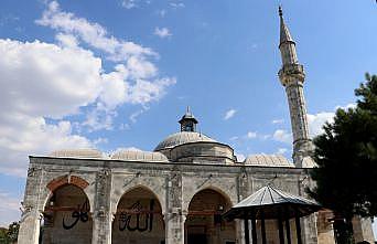 Edirne'de tarihi Muradiye Cami avlusunda semazenler “Aşka sema“ programında sema edecek