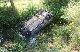 Kocaeli'de kaza yapan sürücüye yardım için duran araca otomobil çarptı: 3 yaralı