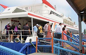 Yenikapı-Bandırma feribot seferlerinde bayram tatili yoğunluğu başladı
