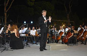 Ayvalık’ta “7. Müzik Festivali“ TUGFO'nun konseriyle başladı