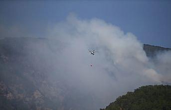 GÜNCELLEME - Kazdağları'nda çıkan orman yangınına havadan ve karadan müdahale ediliyor