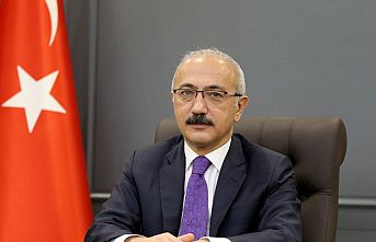 Hazine ve Maliye Bakanı Lütfi Elvan, Kocaeli'de ziyaretlerde bulundu