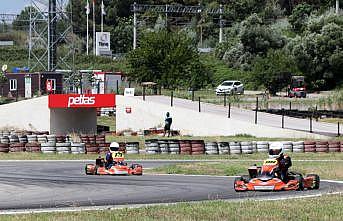Kocaeli'de otomobil ve karting yarışları heyecanı yaşanıyor