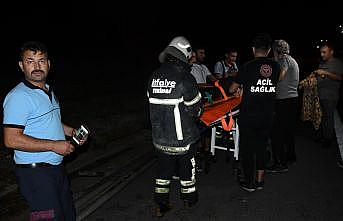 Tekirdağ'da menfeze devrilen tırın sürücüsü yaralandı