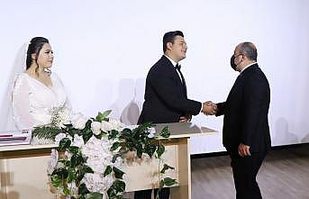 Bakan Varank Kocaeli'de darbedilen basın mensubunun nikah şahitliğini yaptı