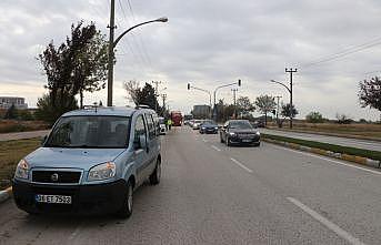Edirne'de yaya geçidinde otomobilin çarptığı kişi yaralandı