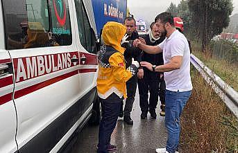 Anadolu Otoyolu'nda 23 aracın karıştığı zincirleme kazada 17 kişi yaralandı