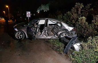 Kocaeli'de üç aracın karıştığı kazada 8 kişi yaralandı