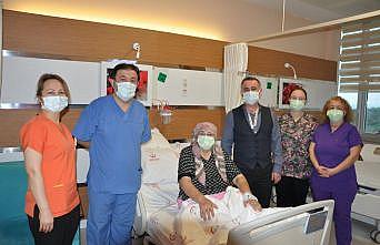 Çanakkale'de hastanın böbreğinden 3 kilogram tümör çıkarıldı