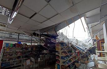 Kar nedeniyle marketin sundurması ve garajın çatısı çöktü