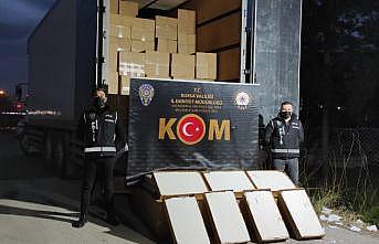 Bursa'da 8 milyon 250 bin adet kaçak sigara ele geçirildi