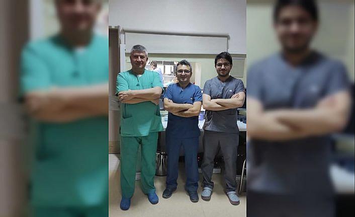 Sakarya Üniversitesi doktorlarının yeni ameliyat yöntemi ödüle layık görüldü