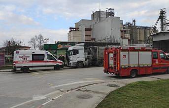 Bursa'da park halindeki tırda bulunan battaniyeler ekipleri alarma geçirdi