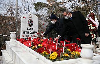 Çanakkale kahramanı Seyit Onbaşı Balıkesir'de mezarı başında anıldı