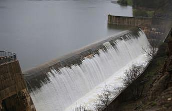 Kırklareli'nde taşan Kazandere Baraj sularının kontrolsüz akışı sürüyor