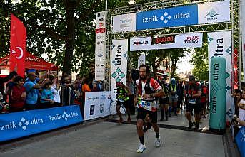 İznik Ultra Maratonu'nda atletler 160 kilometre koşusunda mücadele ediyor