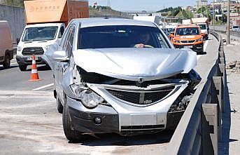 TEM Otoyolu'nda zincirleme kaza nedeniyle trafik yoğunluğu yaşandı